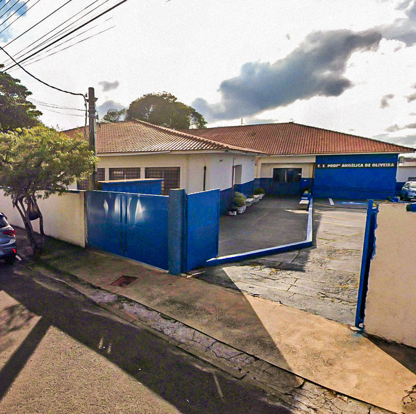 Na contramão do país, escola estadual do centro trava no IDEB e não recupera o nível de 2019