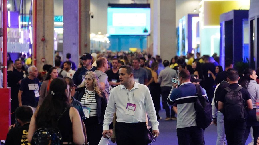 Caravana do Sebrae leva quem é daqui para visitar a Feira do Empreendedor em São Paulo