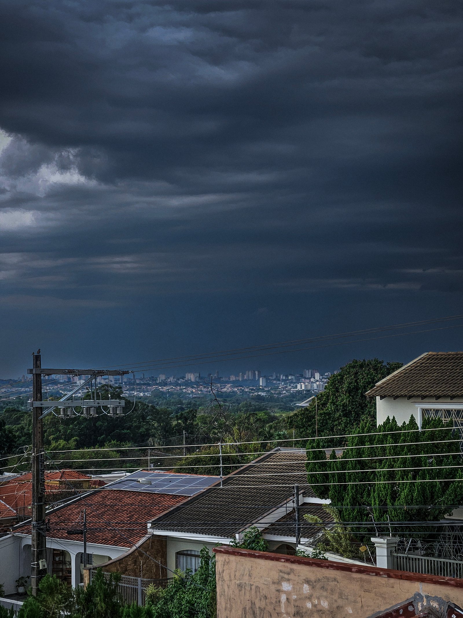 Ciclone traz risco de temporal e queda de temperatura no fim de semana