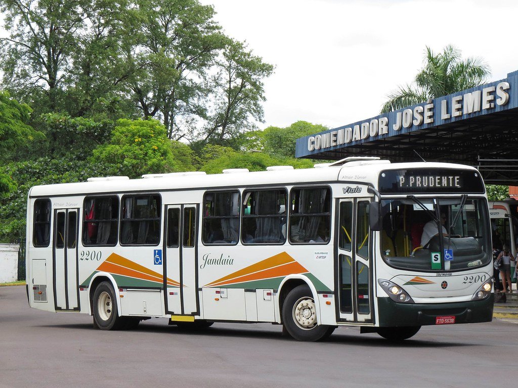 Empresa de ônibus responde sobre a linha do Márcia Fernandes e fala em repasse de custo ao passageiro